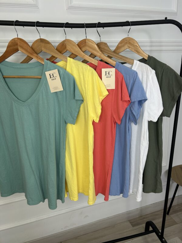 Camiseta pico algodón - Imagen 4