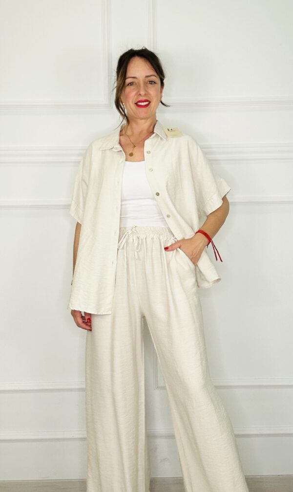 Conjunto blusa abotonada