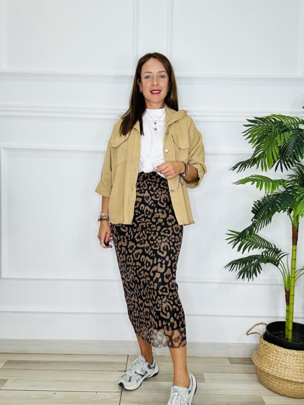 Falda leopardo negra